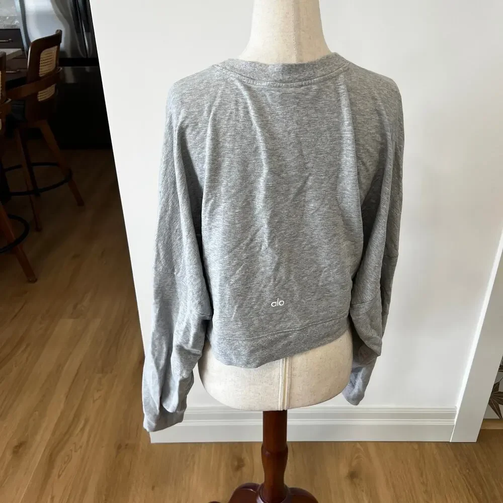 ALO YOGA Women's Cropped Sway Crew Neck Pullover Size M In Athletic Heather Grey